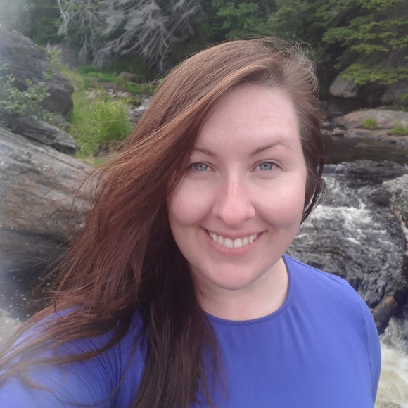 Meet your Posher, Kimberly - Picture 1 of 1